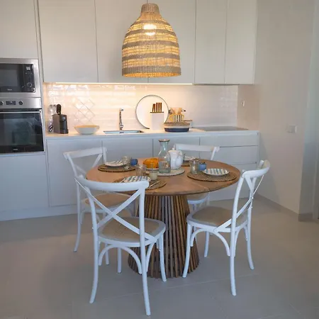 Modern 2br W- Pool & Balcony, Steps To Ria Formosa