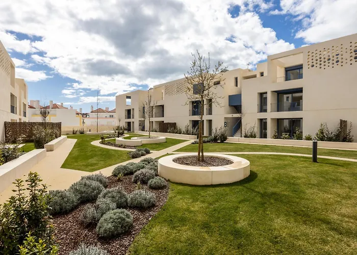 Casas Do Yellow Bg T2 Tavira