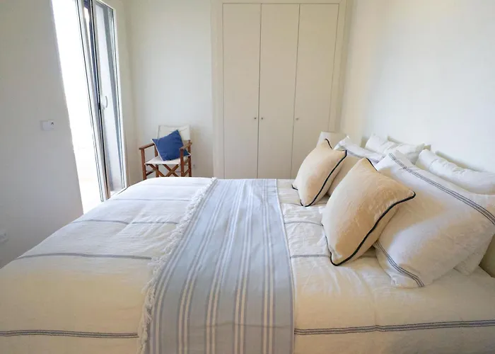 Casas Do Yellow Bg T2 Tavira